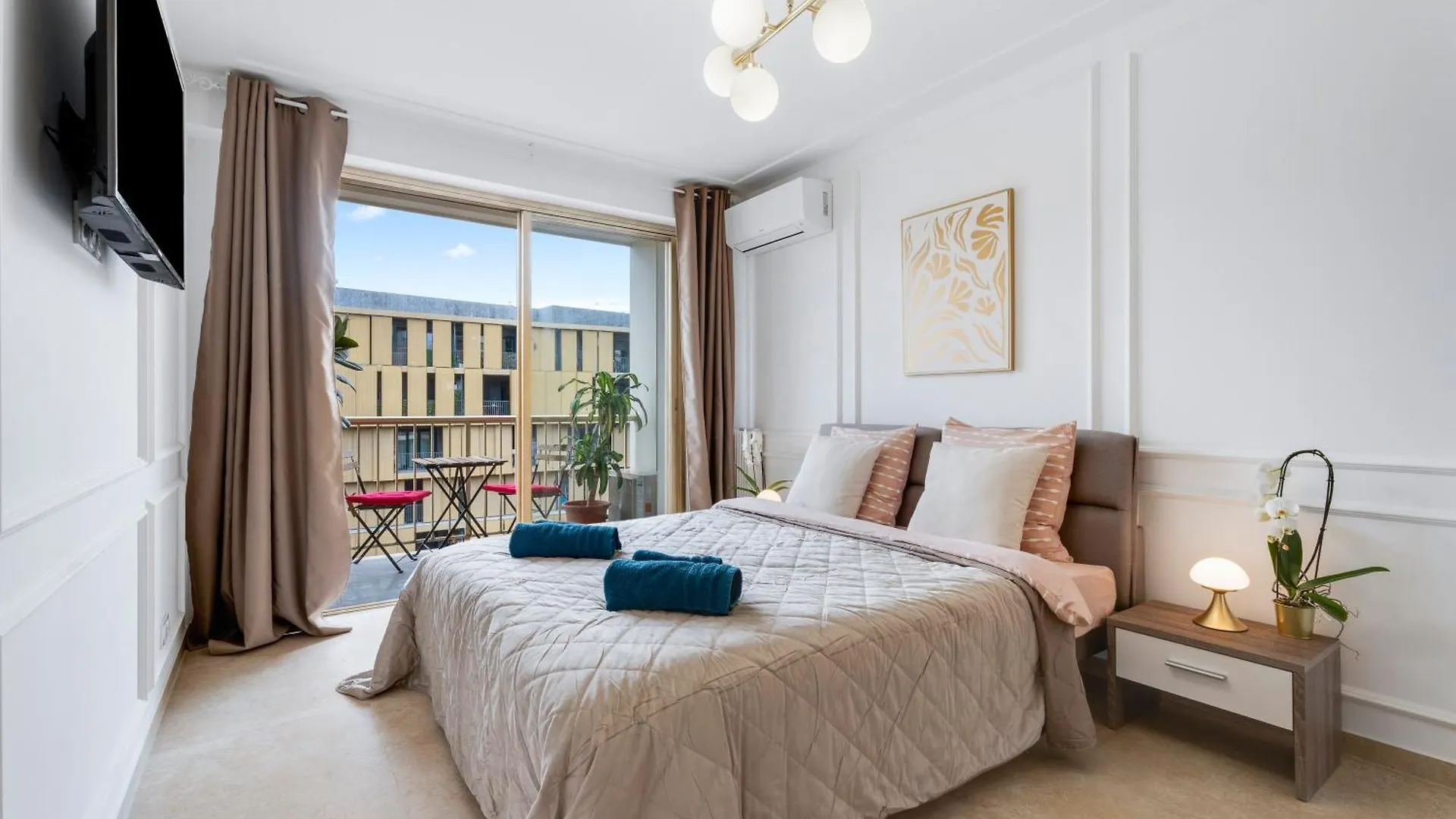 Studio Elegant Avec Balcon Proche Mer Et Tramway Ницца